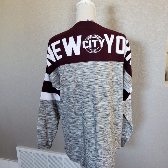 LE sweatshirt - Picture 3 of 4